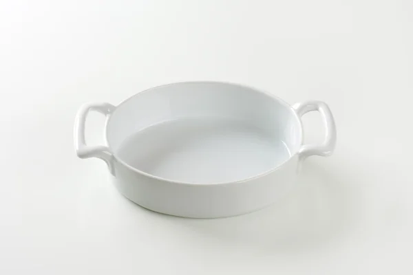 Mély, ovális porcelán baker — Stock Fotó