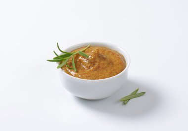 Bavyera tatlı hardal