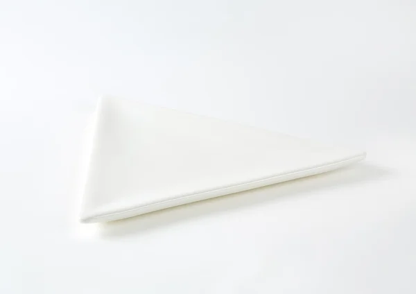 Плоский трикутник біла тарілка — стокове фото