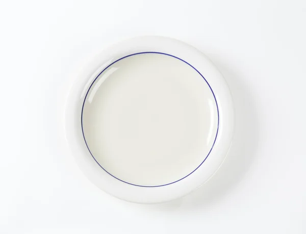 Fehér sekély tányér — Stock Fotó