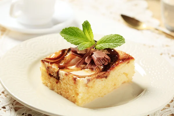 Bolo de esponja de queijo de chocolate — Fotografia de Stock