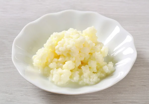 Grani di kefir di latte (fungo tibetano ) — Foto Stock