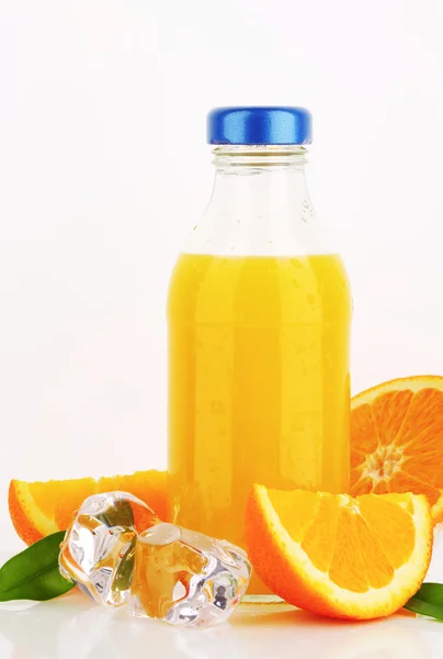 Bottle of orange juice — Stock Photo, Image