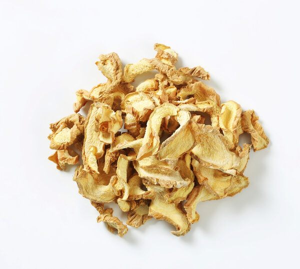 Dried ginger slices