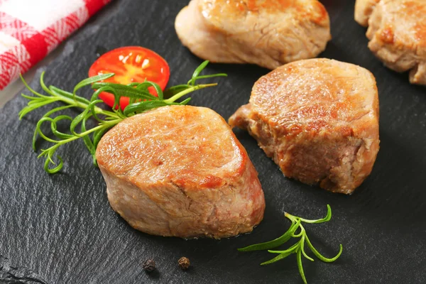 Pan-seared pork medallions — Stock Photo, Image