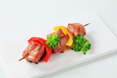 ızgara domuz eti şiş