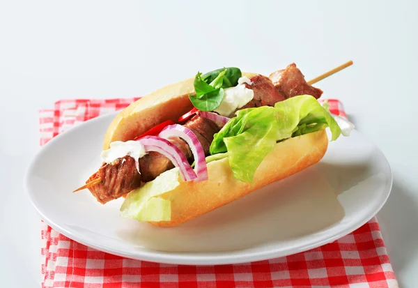 Varkensvlees kebab sandwich — Stockfoto