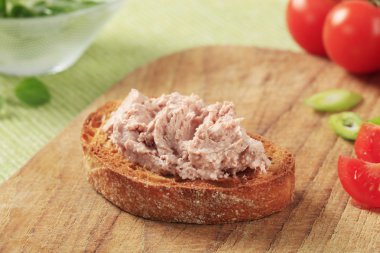 ekmek ve pate