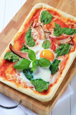 Pizza Alla Bismarck