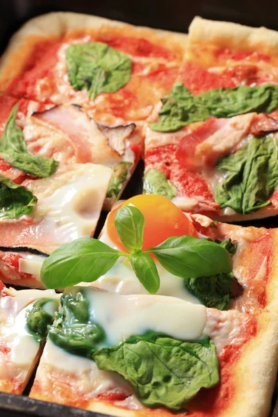 Pizza Alla Bismarck — Foto Stock