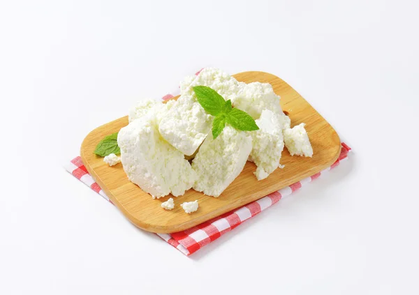 Crumbly white cheese — Stock Photo, Image