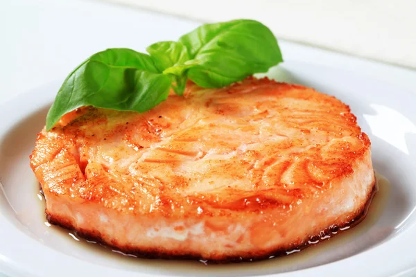 Pan-fried fish patty — Stock Photo, Image