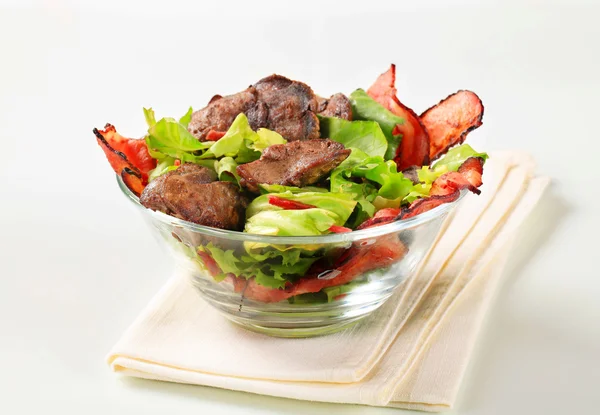 Chicken liver salad — Stock Photo, Image