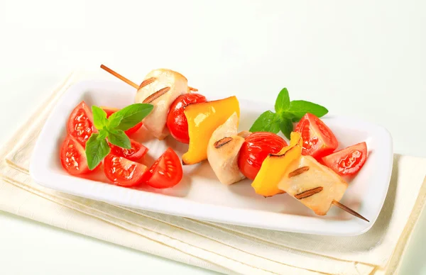 Grilled chicken skewer — Stock Photo, Image