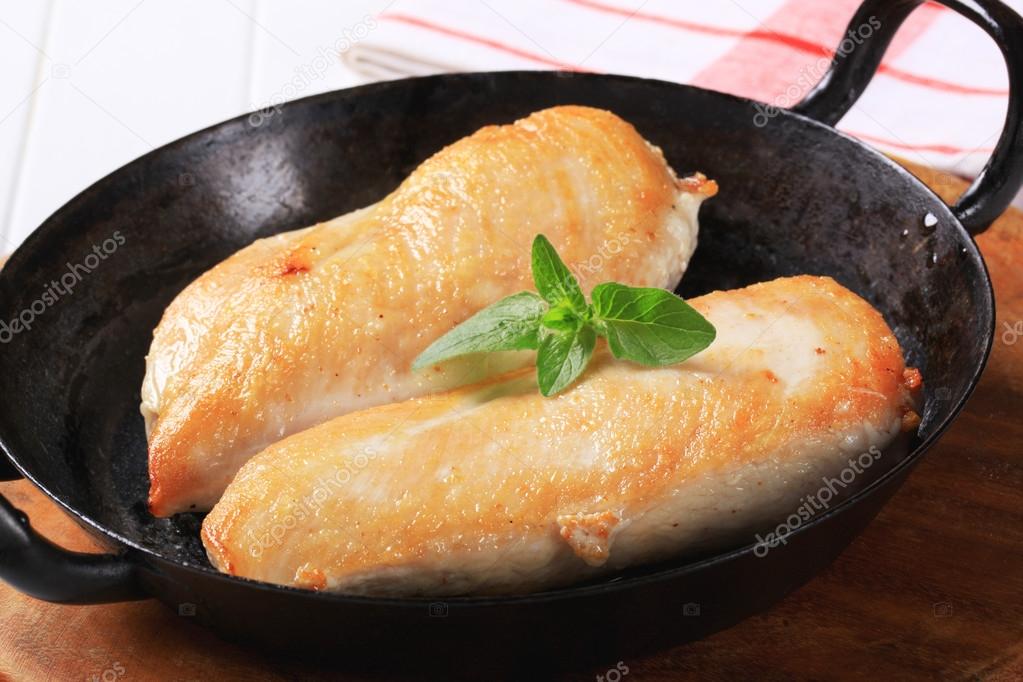 Seared chicken breast fillets 