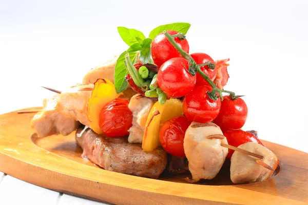 Grilled meat and skewers — Stock Photo, Image