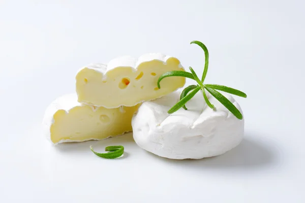 Soft-ripened cheese — Stock Photo, Image