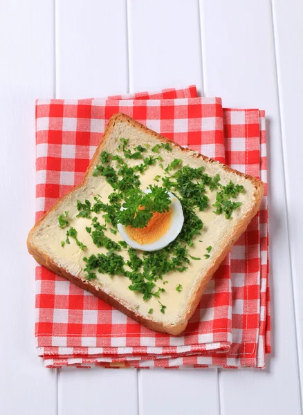 Bread with chopped parsley — Stock Photo, Image