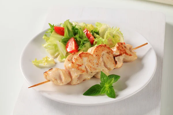 Chicken skewers — Stock Photo, Image