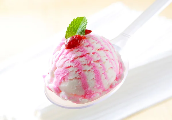 Cherry gelato — Stock Photo, Image