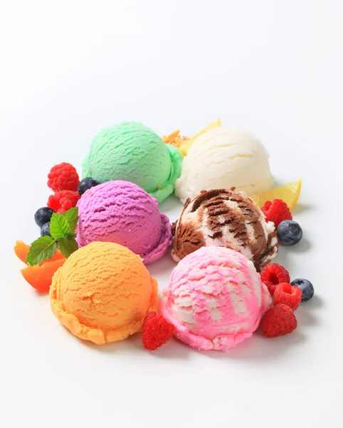 Assorted ice cream — Stock Photo, Image