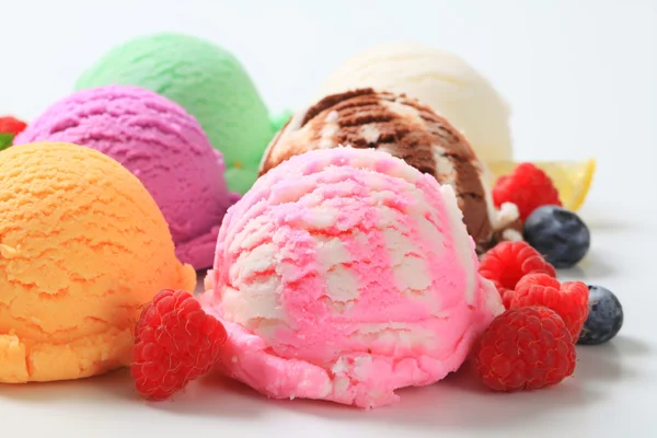 Assorted ice cream — Stock Photo, Image