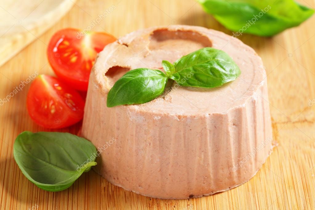 мусс из печени в бутылке. печеночный мусс. печёночный паштет из куриной печени. Gourmet паштет из телятины. пикантный мусс из печени.