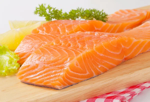 Filetes de salmón crudo — Foto de Stock