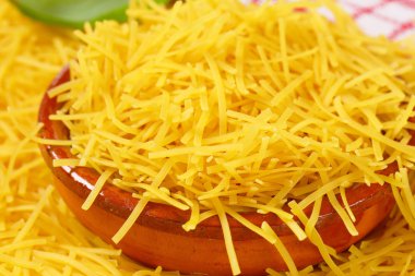 kurutulmuş yumurta noodles