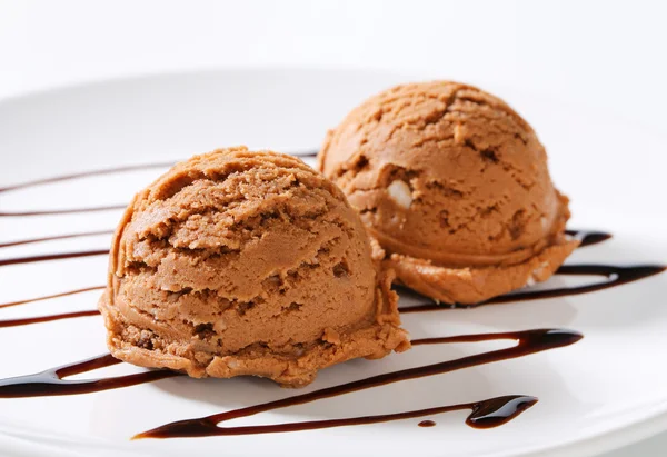 Copas de helado de chocolate — Foto de Stock