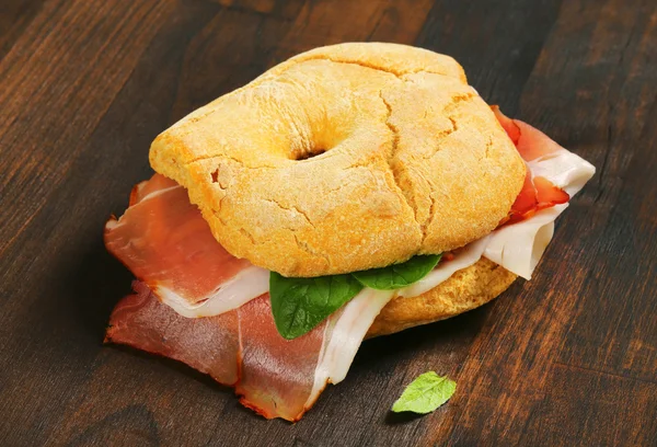 Dry-cured ham sandwich — Stock Photo, Image