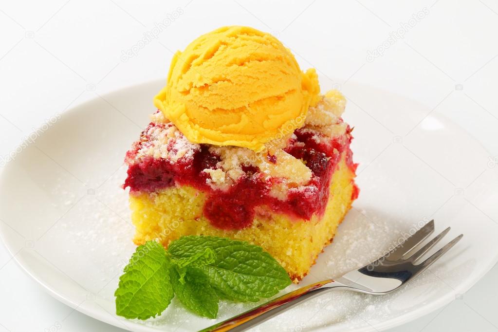 Raspberry cake with ice-cream