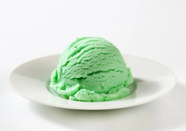 Спайп із зеленого морозива — стокове фото