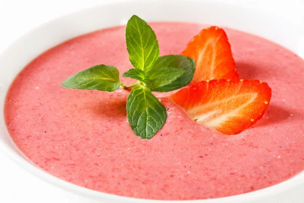 Суп из ягод — стоковое фото