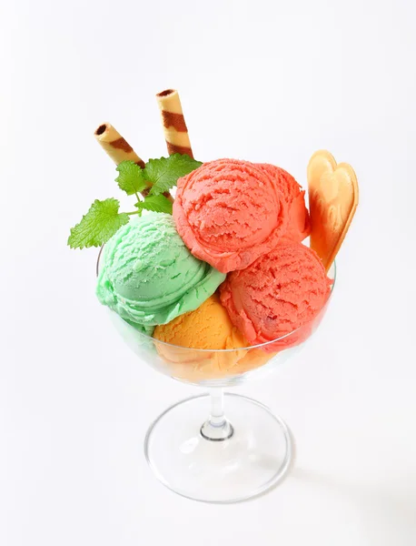 Fruit sherbets in ice cream coupe — Stock Photo, Image
