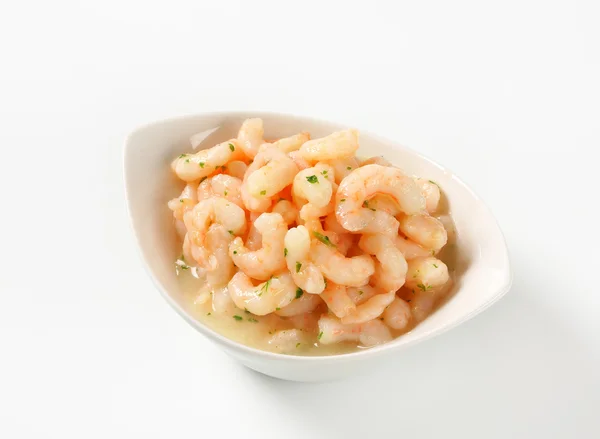 Udang dengan saus mentega lemon — Stok Foto