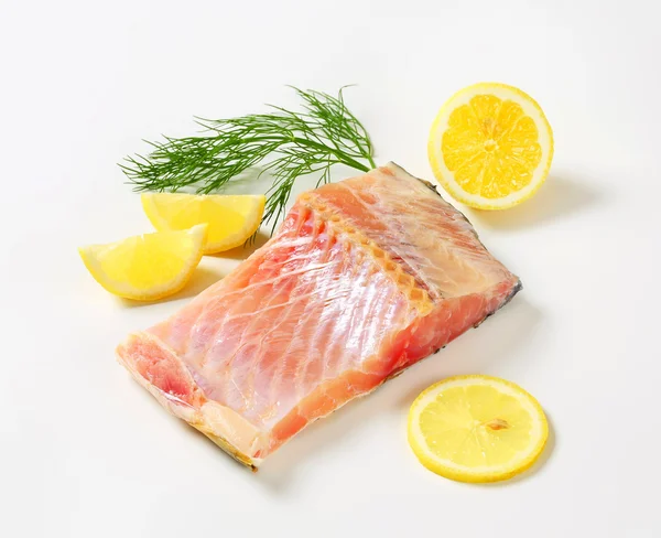 Karpfenfilet roh — Stockfoto