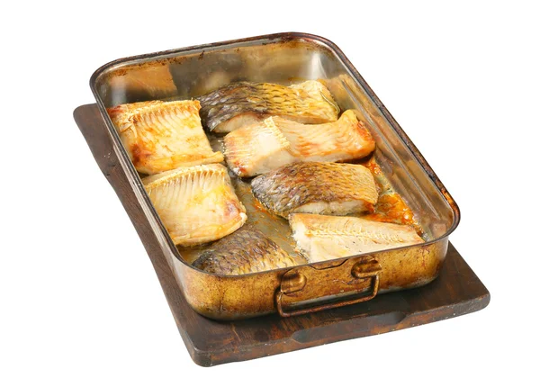 烤箱烤制的鲤鱼鱼片 — 图库照片