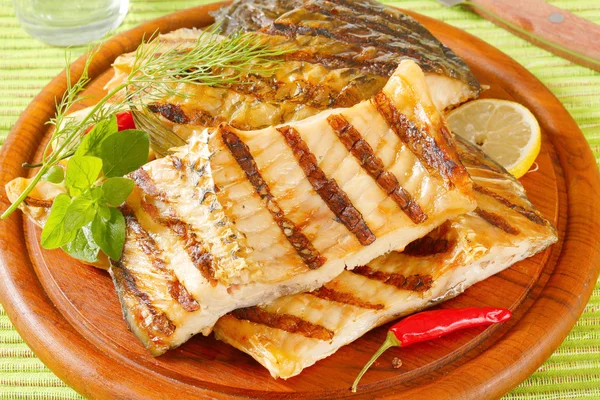 Grilled carp fillets — Stock Photo, Image