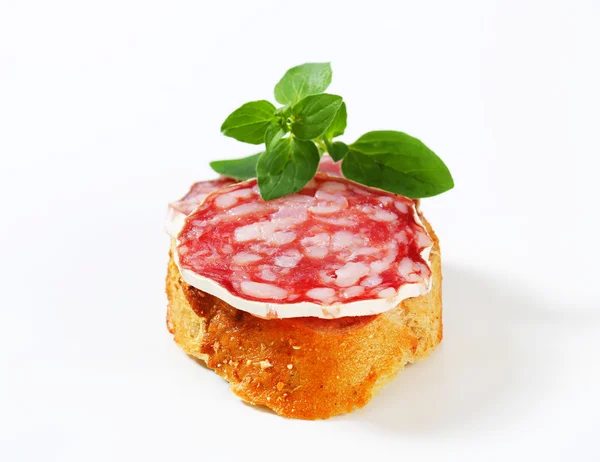 Salame canapé — Fotografia de Stock