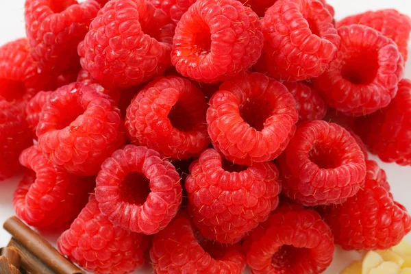 Fresh raspberries — Stock Photo, Image