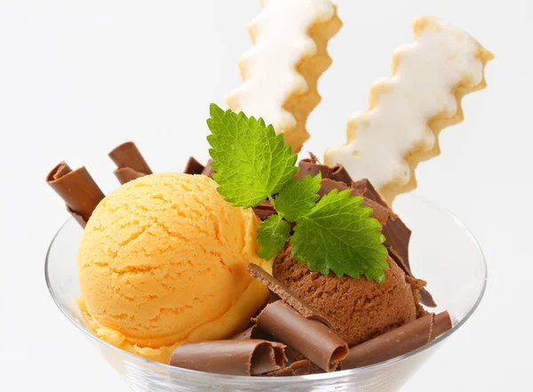 アイスクリームサンデー ロイヤリティフリーのストック画像