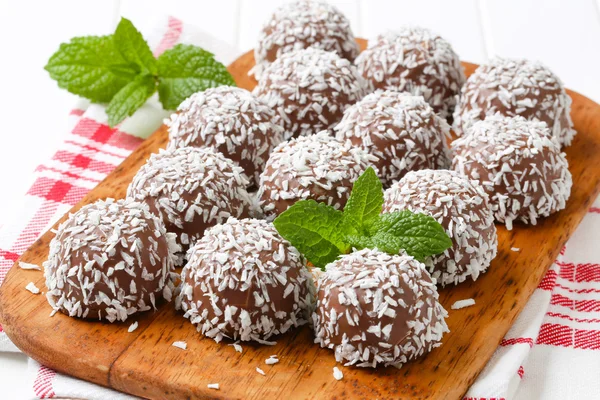 Čokoládové kokosové kuličky — Stock fotografie