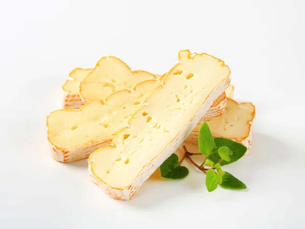 Fromage à croûte lavé français — Photo