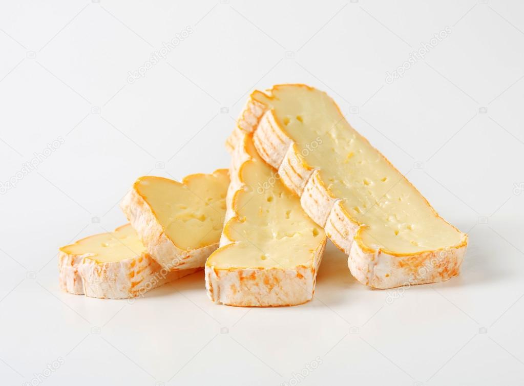 French washed rind cheese