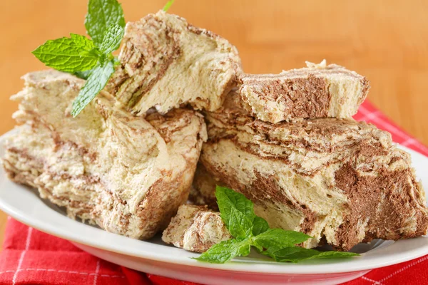 Marmeren halva — Stockfoto