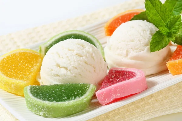 Ice cream with jelly candy — Stock Photo, Image