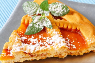 kafes kayısı tart zirveye yerleşti.