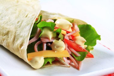 kolay jambon ve peynir şal