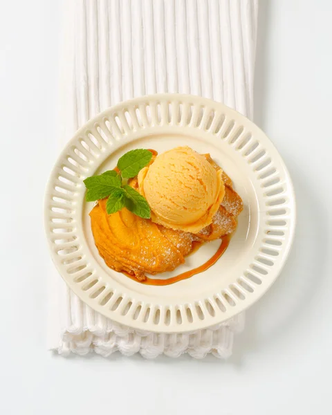 Galleta Spritz con helado —  Fotos de Stock